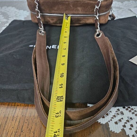 Chanel brown suede shoulder bag - Picture 15 of 16